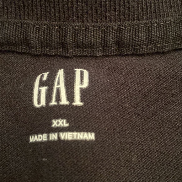 GAP TOP - Picture 2 of 3